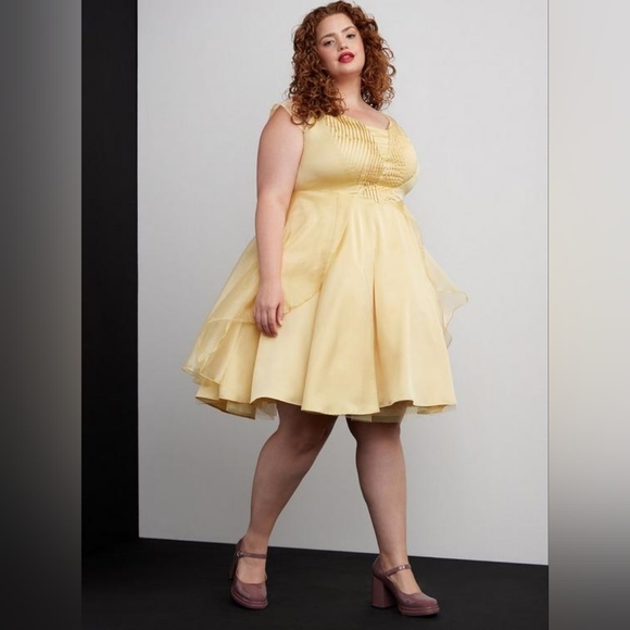 NWOT TORRID PREMIUM PRINCESS BELLE BEAUTY AND THE BEAST COSPLAY DRESS HALLOWEEN - Picture 3 of 7